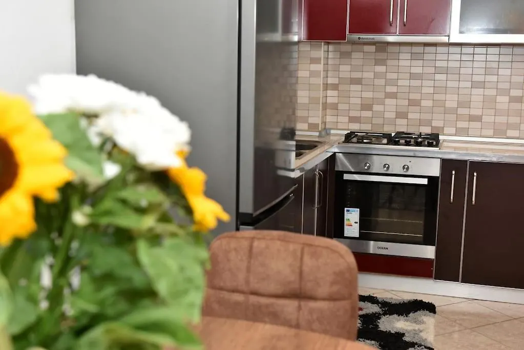 Sunny And Spacious Apartment In Orikum Beach Albania