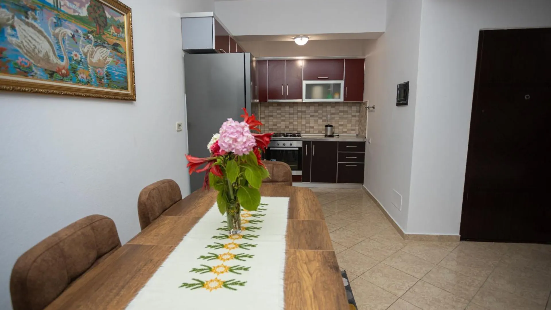 Sunny And Spacious Apartment In Orikum Beach Albania